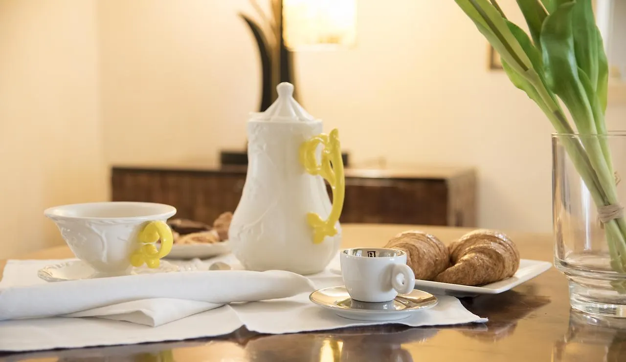 B&B Villa Dei Calchi - Suite Room Di Charme San Felice sul Panaro Bed & Breakfast